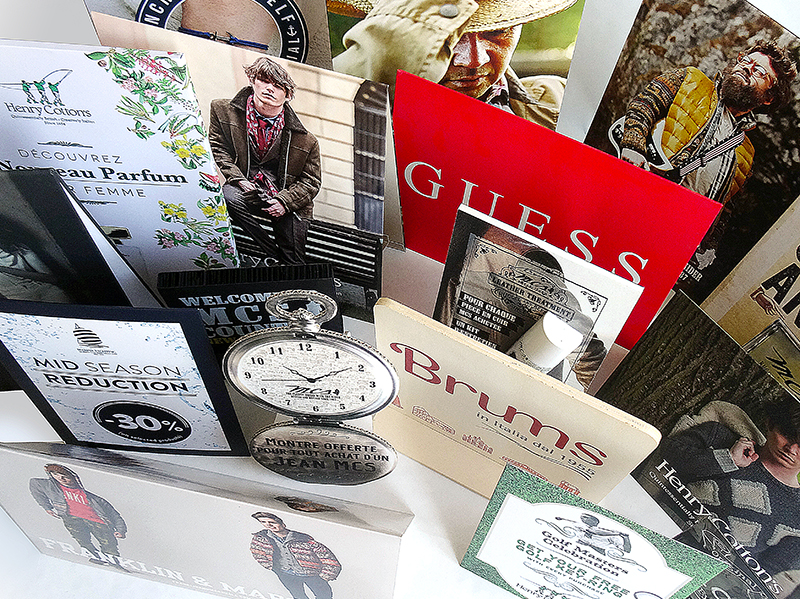 Espositori e cartelli vetrina