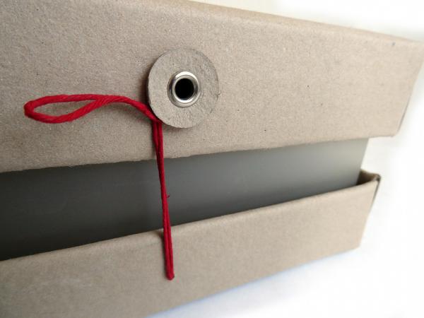 Servizio assemblaggio, particolare della chiusura