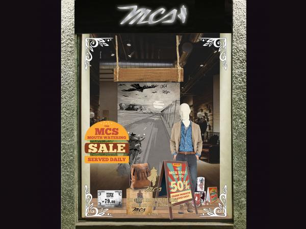 Esempio di ottimizzazione della vetrina nel passaggio tra saldi e nuova stagione